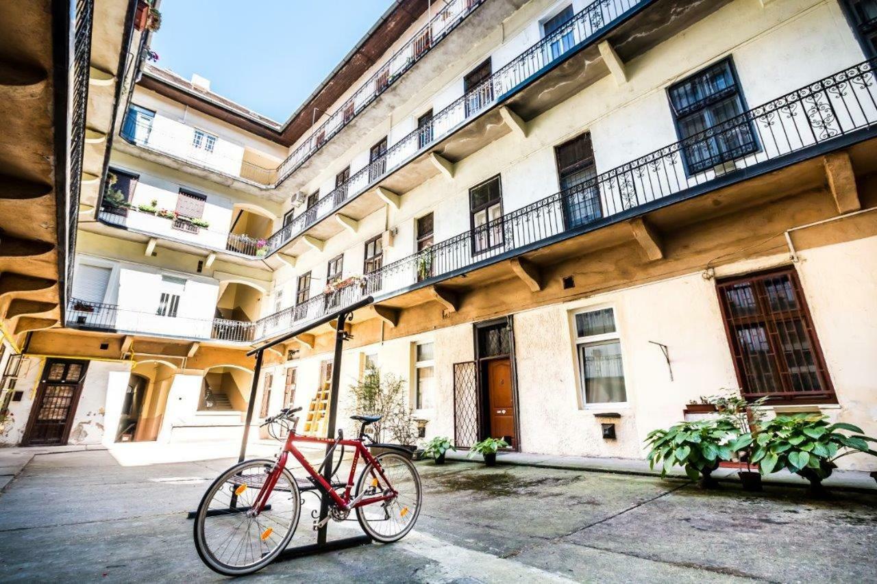 Amazon Apartment Near The Famous Party Boulevard Budapešť Exteriér fotografie